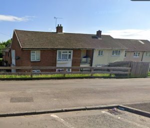 3 bed 1st floor flat